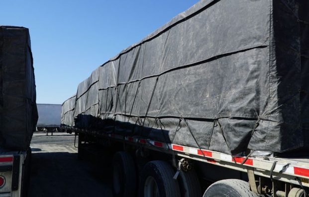 Não erre mais: as formas corretas de proteger a carga no seu caminhão