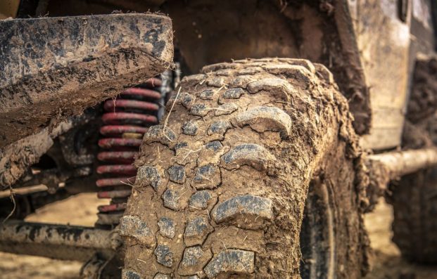 A importância da suspensão na sua operação off-road